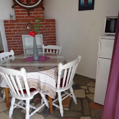 Appartement Kristo *