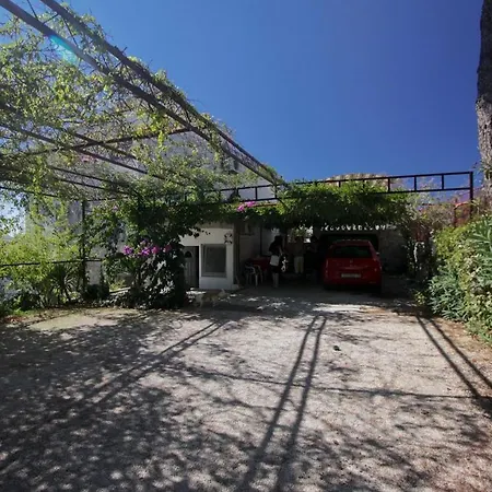 Kristo Appartement